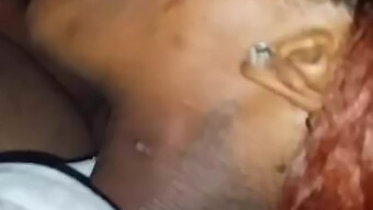 Vidéo Amateur Noircie D'Une Fellation Avec Une Grosse Bite En Gros Plan