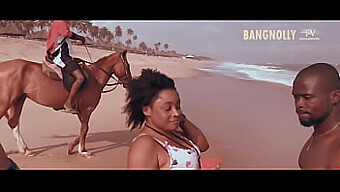 Bangnolly Africa海滩狂欢中的天然乳房和深喉