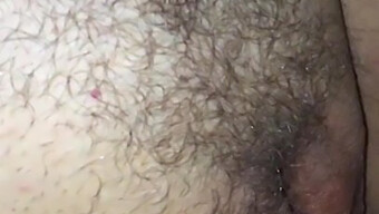 Esposa Experimenta Penetración Con Un Consolador En Video Casero