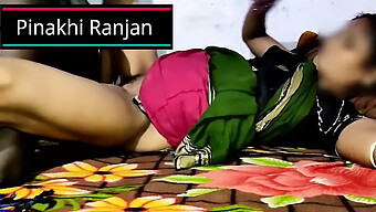 Kenikmatan Anal India Bhabhi Terekam Di Webcam