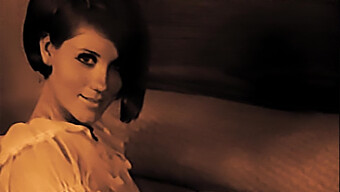 Vintage Beauty Teases Sensually In 60s-Inspired Video